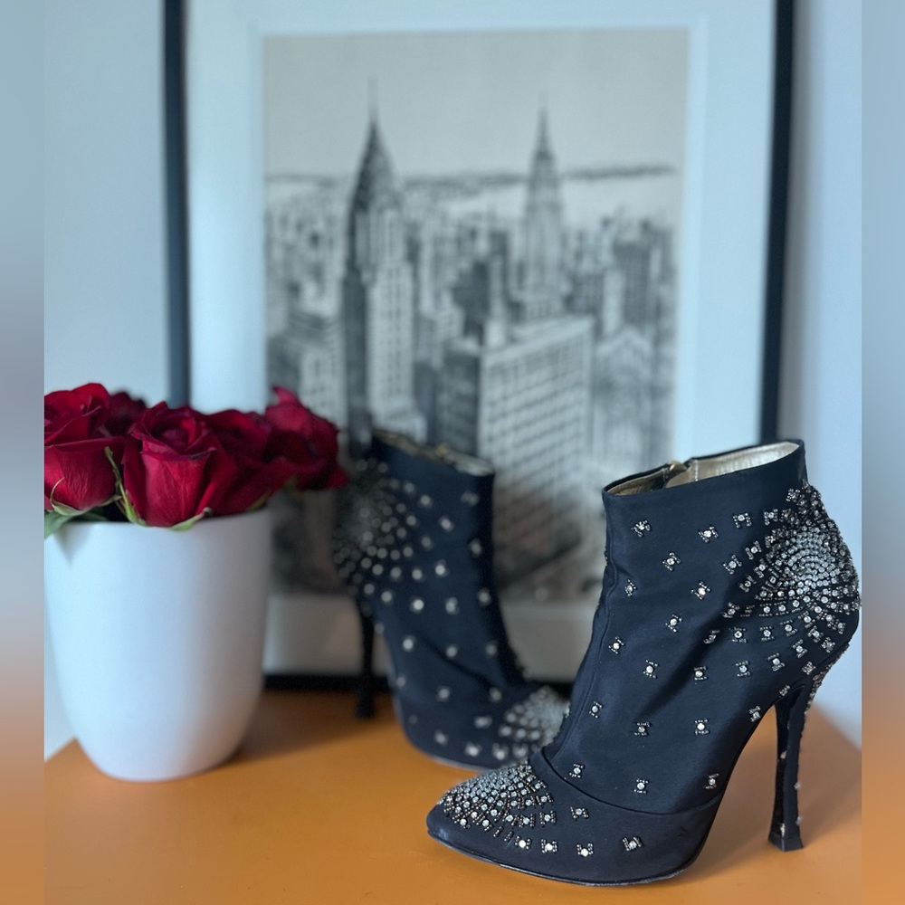 ✨🌹Vintage (2010) Sergio Rossi Booties size 37 ✨🌹